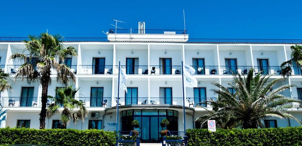 Ticho'S Greenblu Hotel Кастелланета-Марина Экстерьер фото