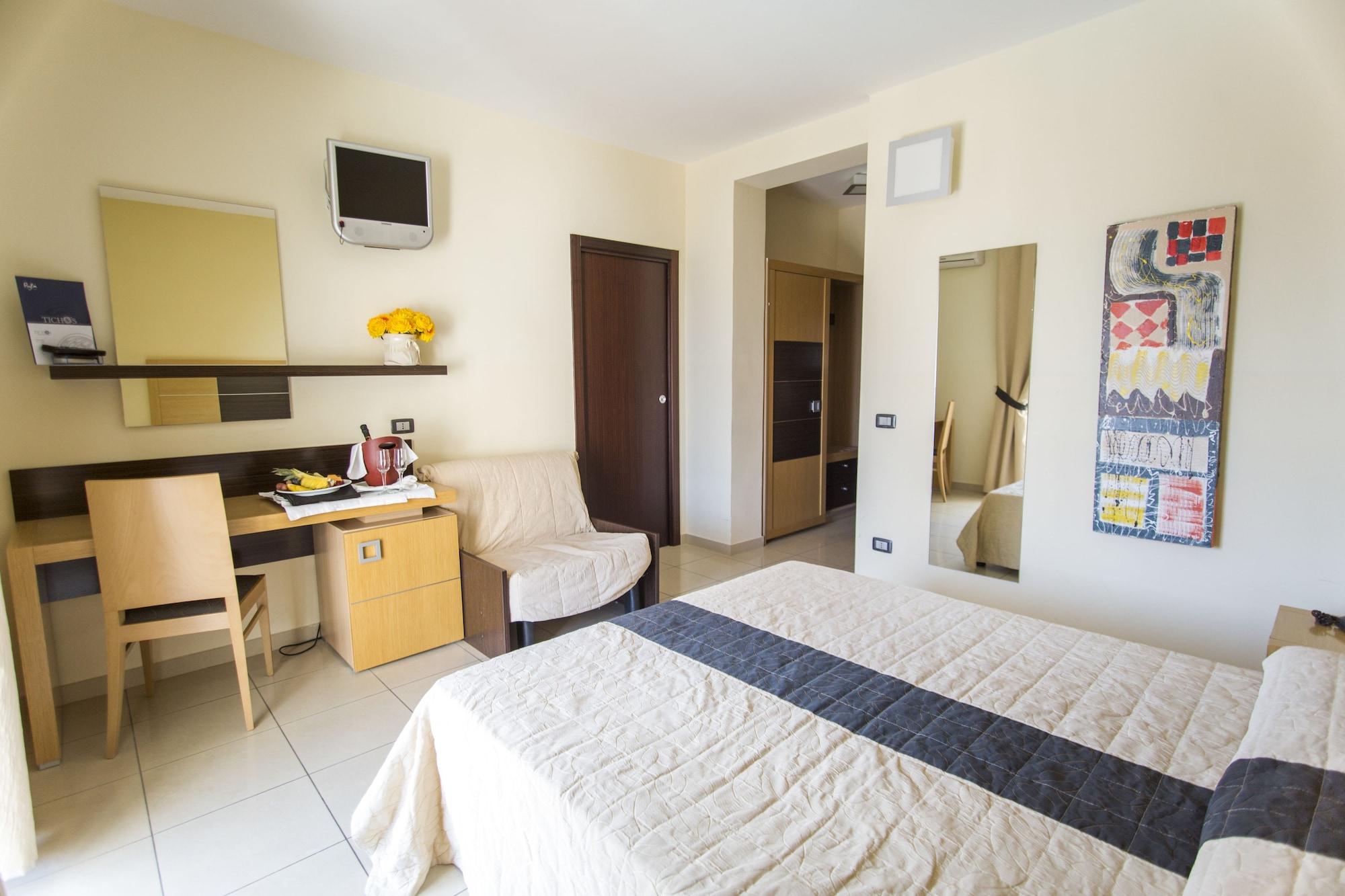 Ticho'S Greenblu Hotel Кастелланета-Марина Экстерьер фото