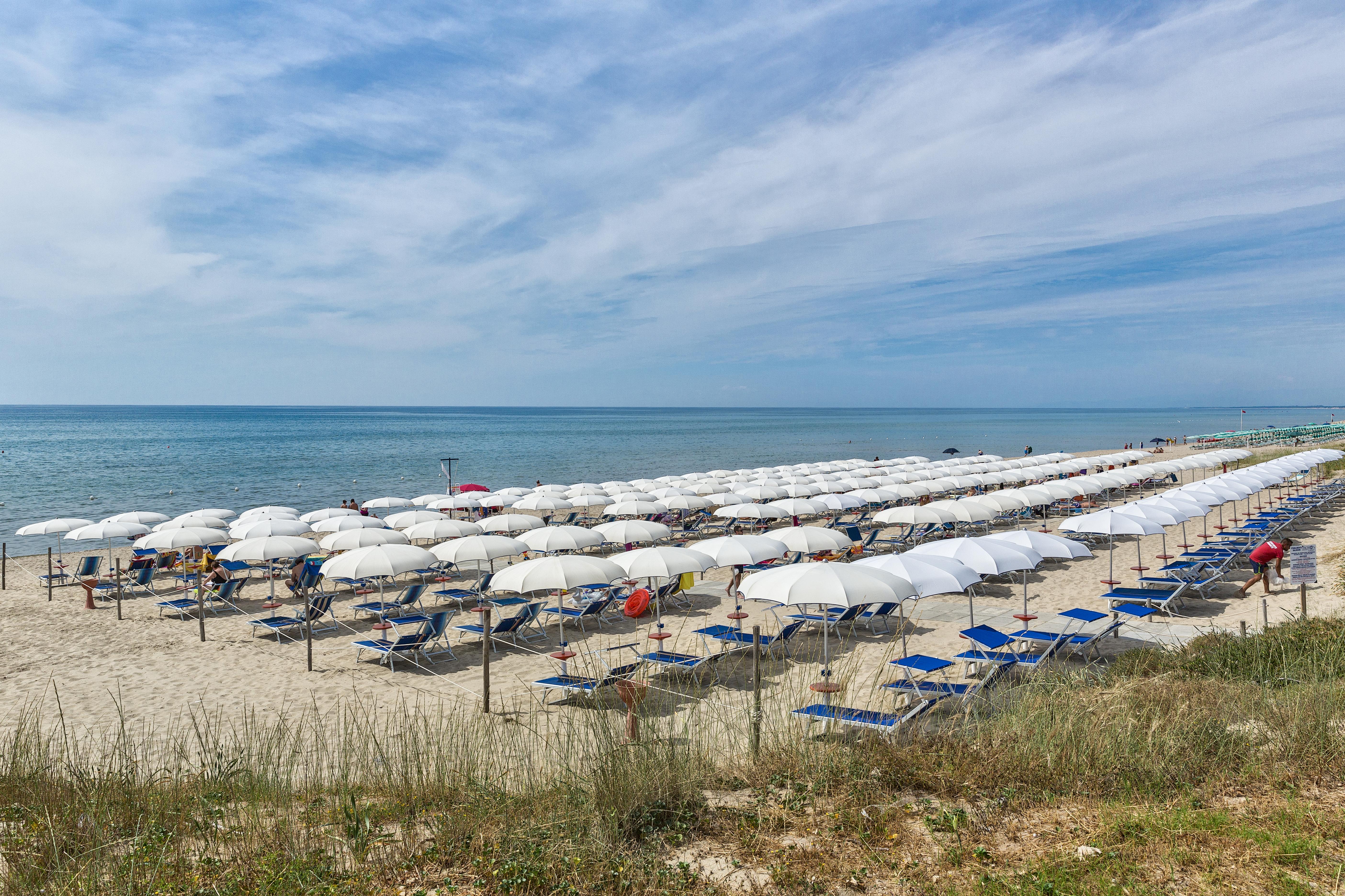 Ticho'S Greenblu Hotel Кастелланета-Марина Экстерьер фото