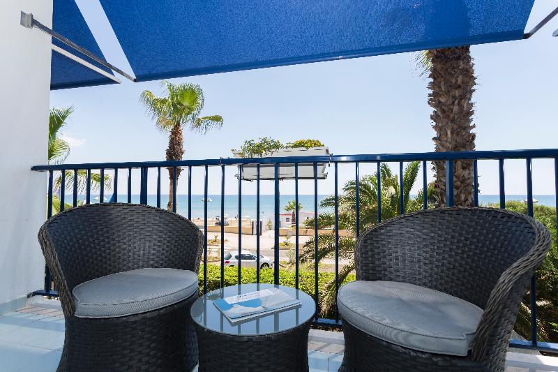 Ticho'S Greenblu Hotel Кастелланета-Марина Экстерьер фото